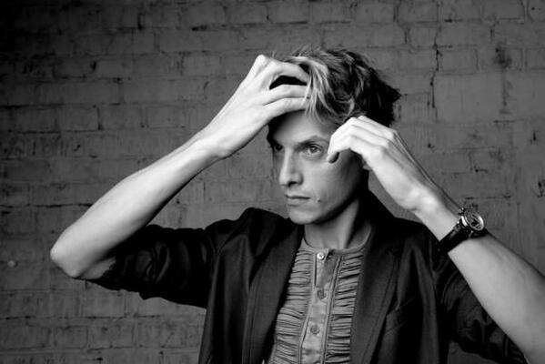 Рогов александр стилист. Александр рогов в 2000. Рогов александр стилист. Александр рогов стилист 2021. Стилист на стс александр рогов.