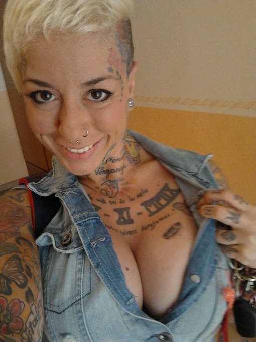 Buenos diaaaas!! ;) http://t.co/EgqFyVb0xW