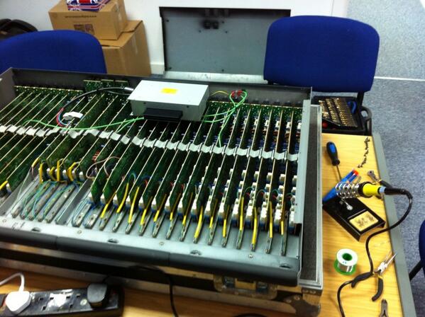cjb2k1's tweet photo. Love doing a bit of soldering! http://t.co/3em5WqChJc