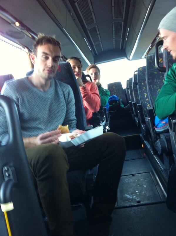 Tangmoens gutter på vei til årets siste kamp mot Kolstad. Ønsker samtidig <a href="/Blinkfotball/">Blinkfotball</a> lykke til mot "bohemene".