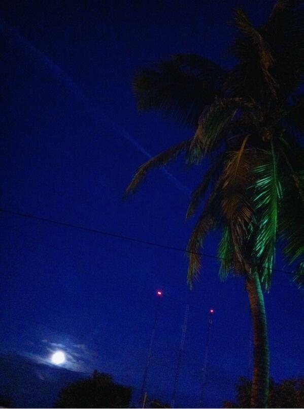 Ver la luna en la madrugada del Sabado