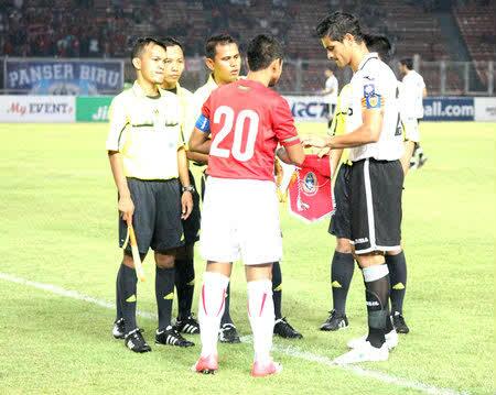 Bepelovers20's tweet photo. H-4.. :) #RedVsRed http://t.co/4EQ6OhsTf8