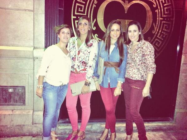 C_saura's tweet photo. Gran finde en málaga!! @rociosotoballes @mamen_roman @Maria_Tornay http://t.co/36TdT5ETZo