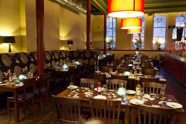 FunctionRoomDE1's tweet image. 