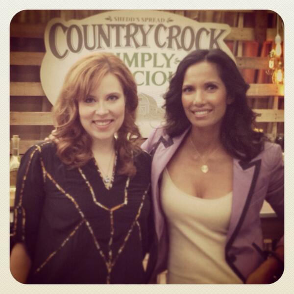astecnetwrk's tweet image. Breakfast with @PadmaLakshmi enjoying the new @CountryCrock #deliciouslysimple spread!  #NYCWFF #spon