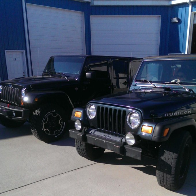 My ladies. #jeep #jeeprubicon http://t.co/7U1wksE67s<a href="/tag/jeep"class="tags">#jeep</a><a href="/tag/jeeprubicon"class="tags">#jeeprubicon</a>
