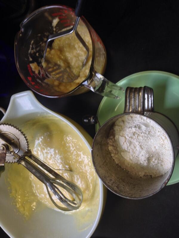 pammoran's tweet image. My mother's simple maker baker tools #learn2make @mthornton78 @chalkrelic @KarenHeathcock