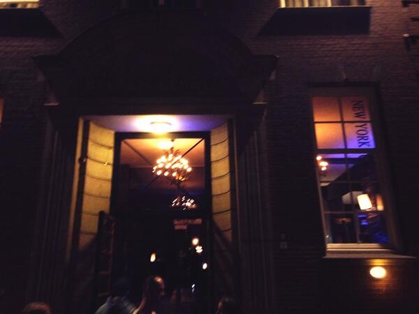 De 1e dag opbouwen #FIDAYS goed afsluiten <a href="/newyorkcafe1/">David Jarillo</a> <a href="/LemmensRah/">Rob Lemmens</a> <a href="/desiree_vh/">Desiree</a> Let the <a href="/foodinspiration/">Food Inspiration</a> days begin!