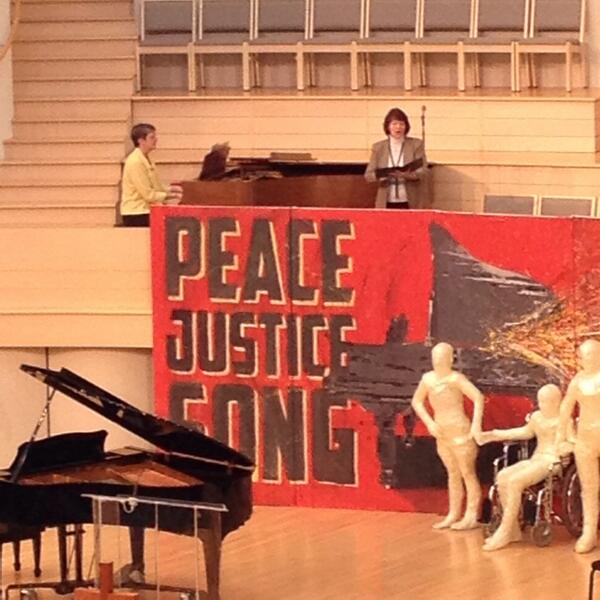 CofCYoungAdults's tweet image. Ministry of Music at the Daily Prayer for Peace #PC2013