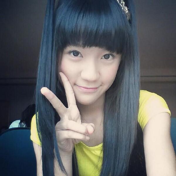 Cigul_Cigulla's tweet photo. Yang UTS hari ini semangat ya ^^ Yang kuliah dan kerja juga semangat ;0 http://t.co/HTxT1vbWXm