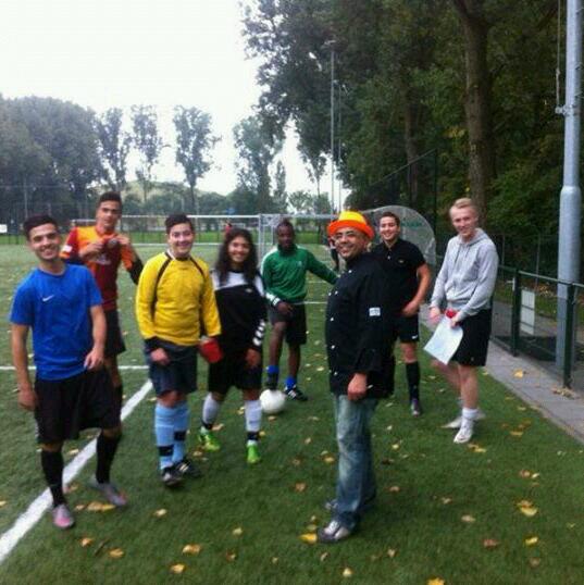 yasind_'s tweet photo. We waren sowieso beeeeest haahhaha #love4chico http://t.co/DLMElwcJpC