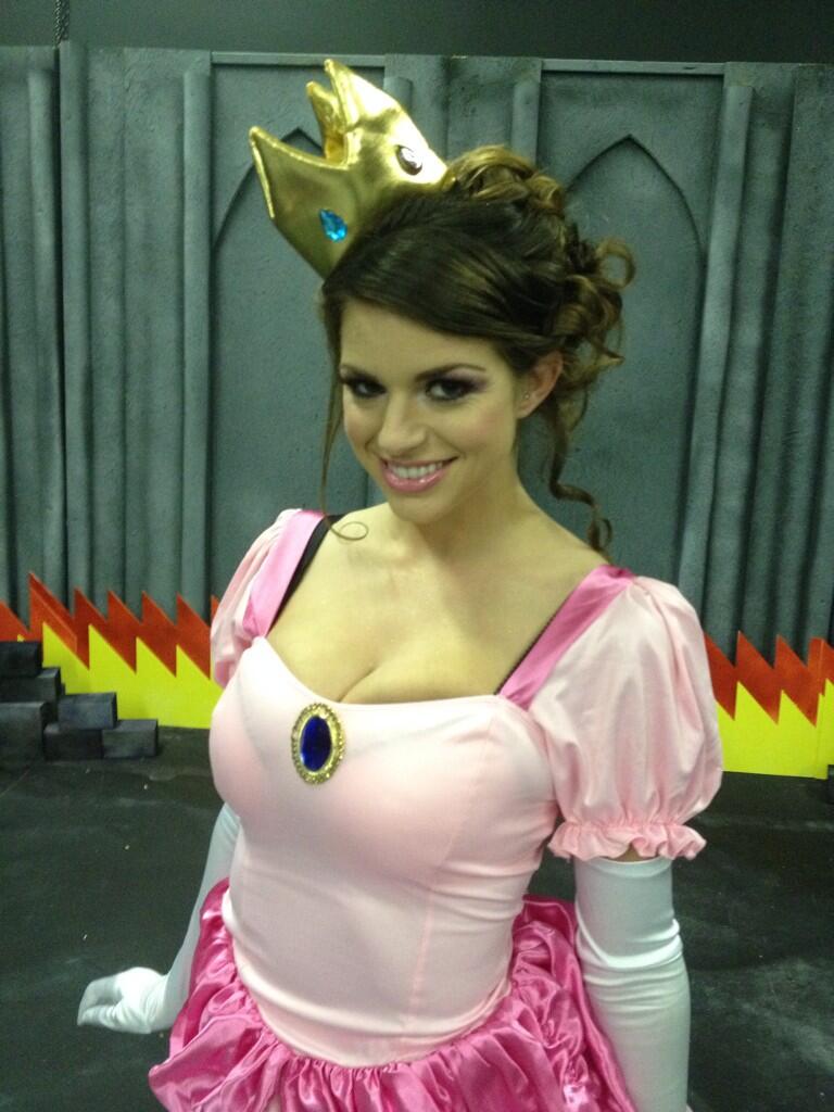 Brooklyn Chase on Twitter: "Who am I?? http://t.co/rikBOemKDC" - 768 x 1024 jpeg 95kB