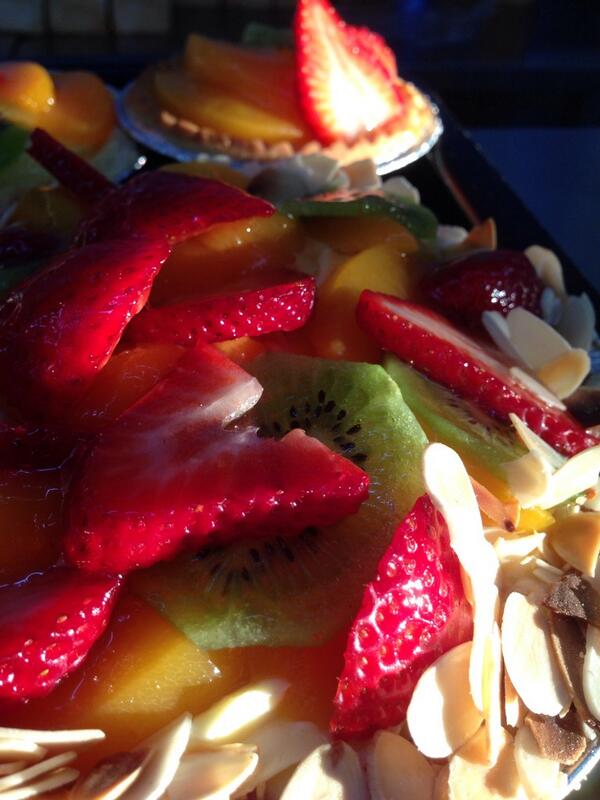 RosettaStoreIGA's tweet photo. Get one of your 5 a day!! Fruit flans... http://t.co/qrycXpdOt1 http://t.co/96n2Nwr8aH