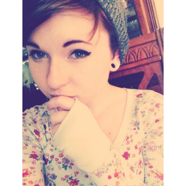 voidhearttattoo's tweet image. love meeeeeeee #kindaold #ohwell