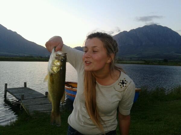 Hahaha- sweet fishing weekend! #vangdaaivissebeb*