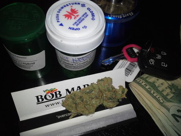 marlonfreshhh's tweet photo. An steady puffing that #sour http://t.co/rJ9PLzFuX2