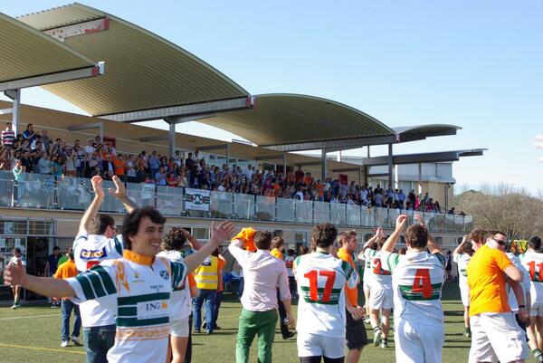 TASMAN_RB's tweet photo. Así queremos la grada. Sabéis que nuestros jugadores responden. Sábado 12/10/13 a las 15:30 #TASMANdeNacional http://t.co/eY73IIV8tE