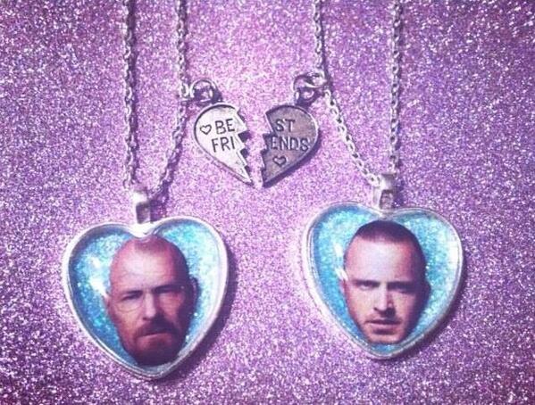 Msanti85's tweet photo. They used to be BFFs...#breakingbad http://t.co/SWU00zKy4Z