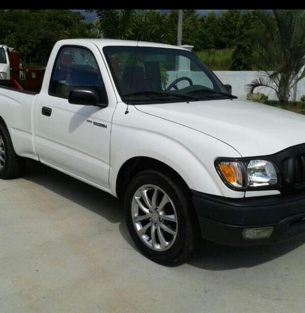 MrSunroofPanama's tweet photo. Se vende toyota tacoma 2002 preguntar al 66157452 @AutoVentas507 @PATIOTuercaPTY @Busca507 @VendoMiAutoPma http://t.co/BB65mVyChK