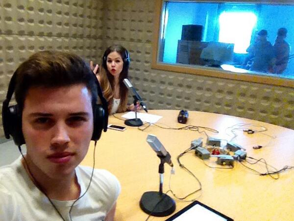 wauMAGAZINE's tweet photo. EMPEZAMOS A GRABAR EL PRIMER PROGRAMA DE LA 2 TEMPORADA @fcomradio #WAUmagazine http://t.co/RZCPXQKhrV