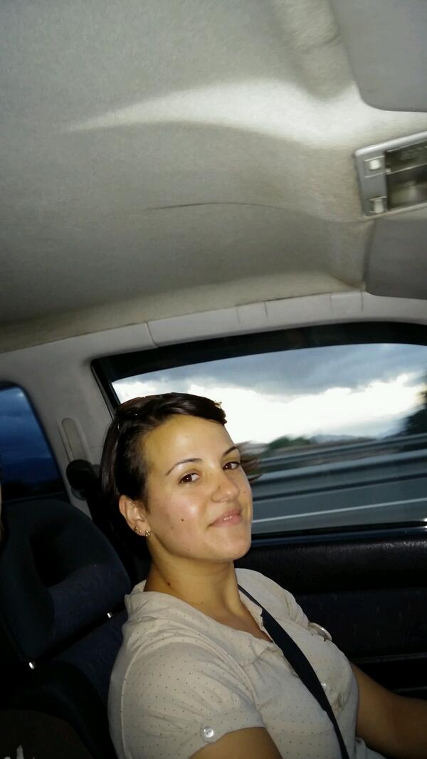lucheke1's tweet photo. Con chofer y to @ShamiraLpez http://t.co/BgwgzpXWce