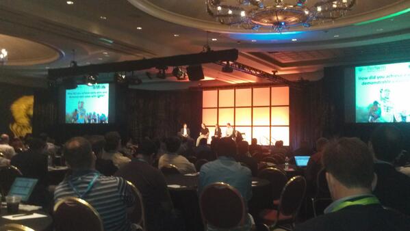 DBeckwith1's tweet image. @Compuware customers talking about how they maximized their APM investments #APMazing at #APMperform