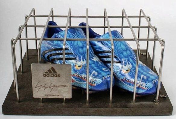 calor Caracterizar Arsenal Amantes Del Fut on Twitter: "Los llamativos nuevos tacos de futbol que  presenta Adidas: #Azul #Dragón http://t.co/7RKJVTPrdm" / Twitter