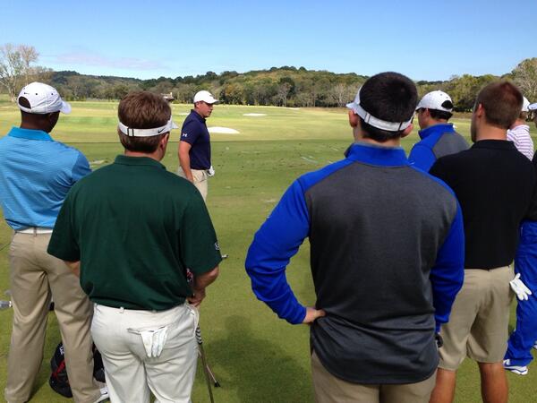 CoachWTurnbow's tweet image. Big time shoutout to @stallingsgolf for hanging with us this afternoon. #learnfromthebest #backfoot #openface