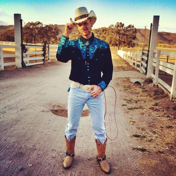 JODYHiGHROLLER's tweet photo. RAP GAME CLiNT EASTWOOD http://t.co/dVGe0CkAgd