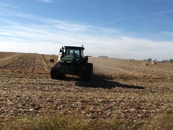DuPont_NAOps's tweet image. [PHOTO] DuPont Industrial Biosciences is harvesting corn stover in #Iowa for its cellulosic #ethanol plant. #Biofuel