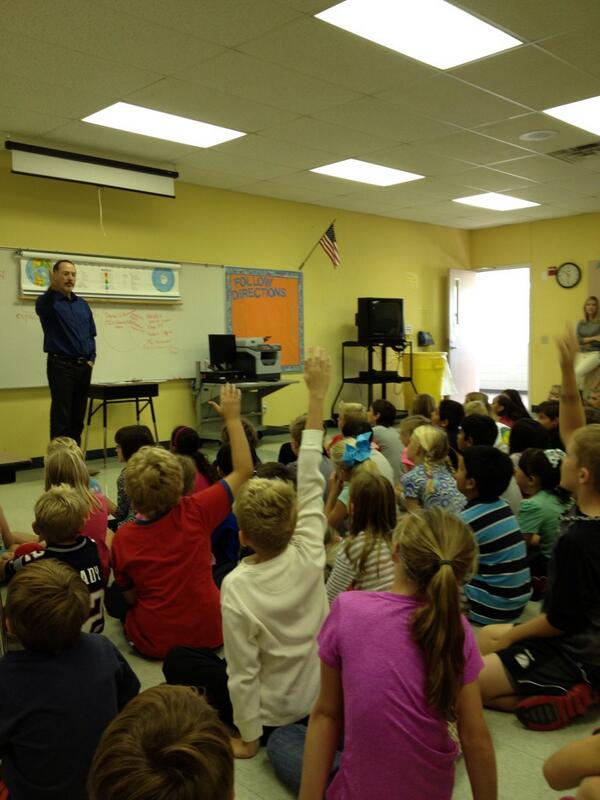 EmilyRRISD's tweet photo. Mr. Keith at Four Points News shared the history of Steiner today! Excited to start our community PBL! #srestallions http://t.co/3etMOFzcsU