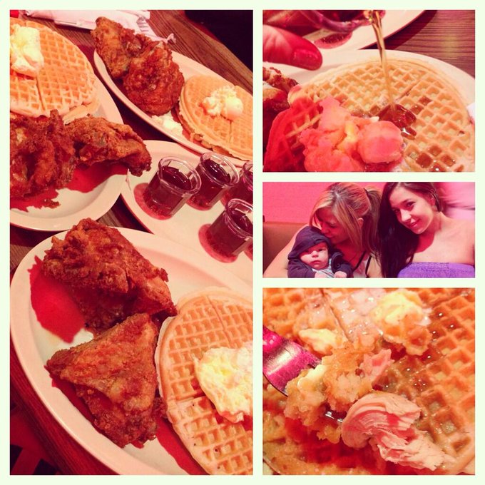 Quite possibly the best meal I've ever had ??? Top ten at least! 
@roscoesofficial #love #food #foodie