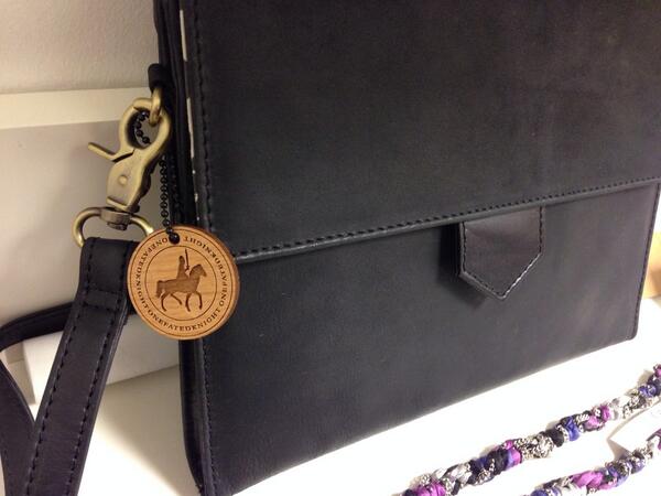 onefatedknight's tweet image. RT @nataliamanzocco: BRIKA&apos;s jam, handmade CDN goods. #onefatedknight bag designed in #Vancouver @ShopBrika #brikahbc