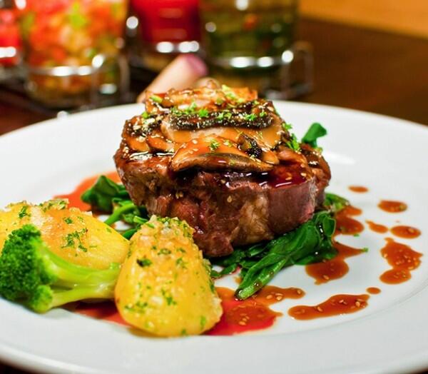 Amante de la Parrilla Argentina? Visiten <a href="/losanioslocos/">Los Años Locos</a> y disfruten sus ricos variados platos dgsta.com/Fw5VYD