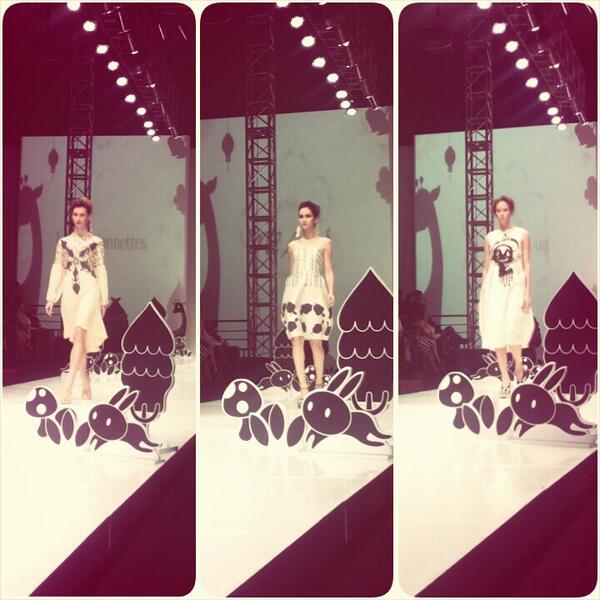 VickLeopold's tweet photo. Fun &amp; Fabulous design by Mel Ahyar @ENEWS_NET @IPMITrendShot http://t.co/Da5LEY33NB