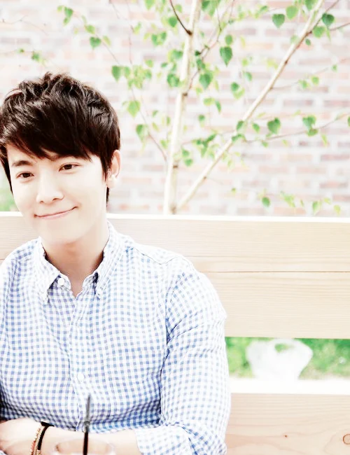 Image from Donghae (@90ELF)