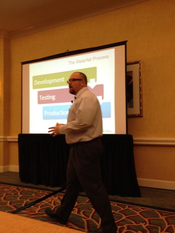 kwhite6531's tweet image. @CompuwareAPM&apos;s @steve0wilson kicking off DevOps session at #apmperform