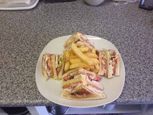 Club sandwich with chips #goodpacking