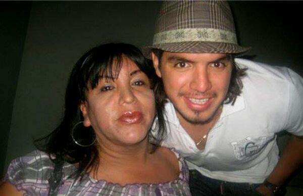 Fiorentina, presunta relazione tra Vargas e un travestito peruviano (FOTO) 34 BWISv0hCUAAoGzr