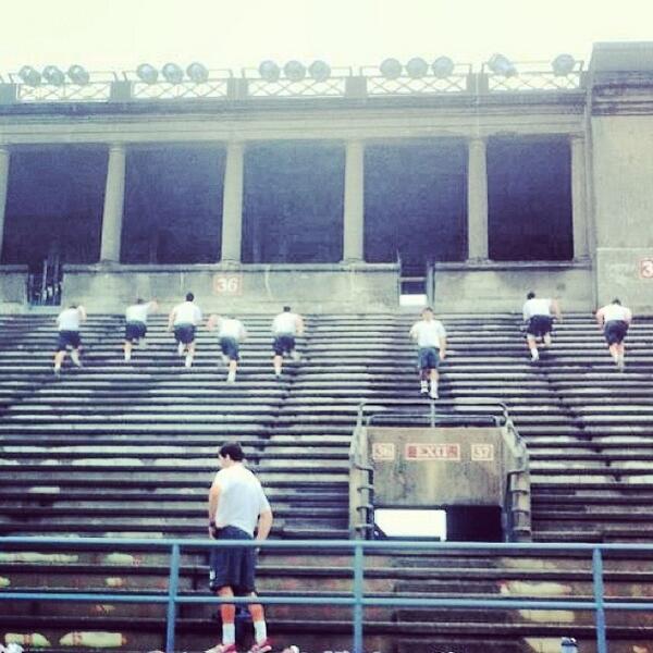 LacrossePics's tweet photo. Even the smart guys are getting after it this morning. What's your excuse? (Via @HarvardLacrosse) #lacrosse #stairs http://t.co/qE8hlmAFdC