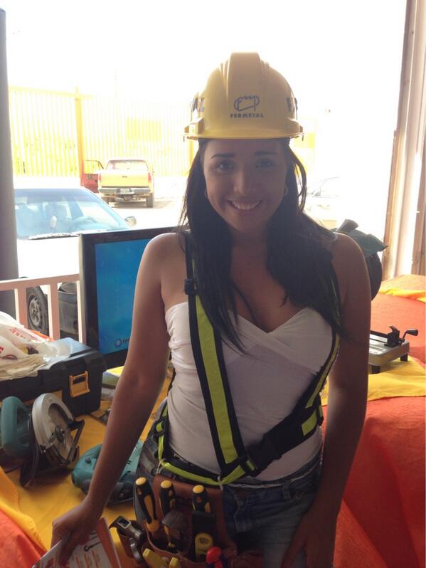 grupofermetal's tweet photo. Siempre con una sonrisa para ti! http://t.co/wSa1uknqHD