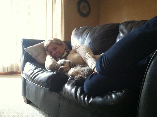 Js_SizeIsMore's tweet photo. #WomanCrushWednesday @em_lemmons and da dog http://t.co/7apI7ACxjN
