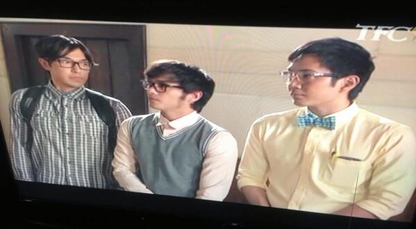 SlaVineFans's tweet photo. Yun oh! Pinakagwapong nerd sa #JuandelaCruz @thatguySLATER! 💜 http://t.co/qeod1eOSvs