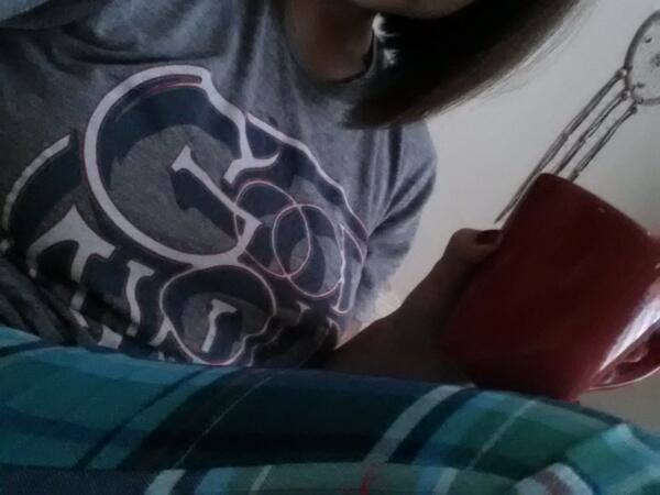 rocks_can's tweet image. Pajama bottoms and Good Old War shirt brought to you by @Audrizzle01. #WillIEverWearMyOwnClothes? #TuneInNextWeek