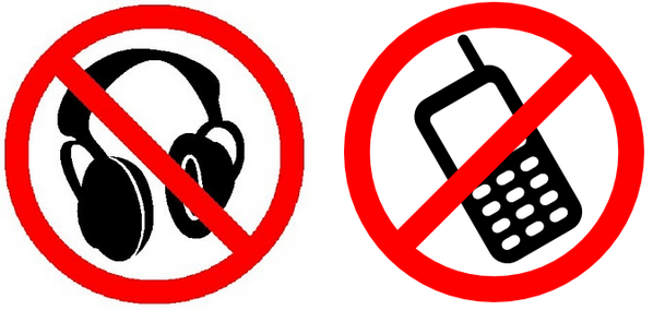 ecobici's tweet photo. No uses tus audífonos ni el celular mientras circulas en bicicleta. Mantén todos los sentidos alerta siempre: http://t.co/cZ0bumjrwW