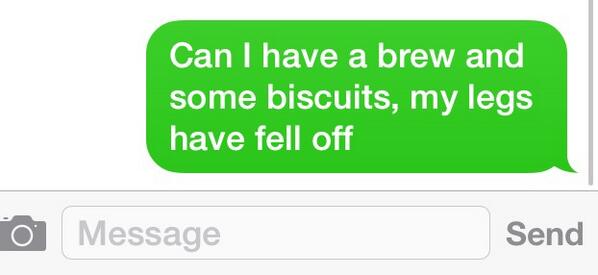 toni_acky's tweet photo. Dad bringing me brew and biscuits after a text like this hahahahahahaha http://t.co/t2hOHgz845