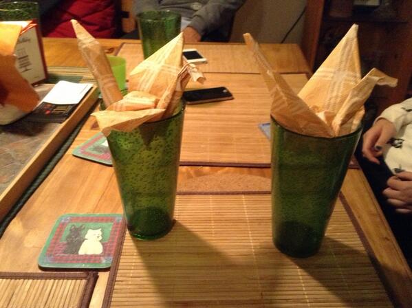 AlbertaGMa's tweet image. International students are having a birthday party at our house.Serviettes are now origami&apos;d. #funwithpaper