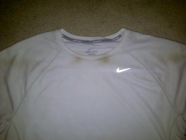 Whibss's tweet photo. Damn thrusters! Ruining a perfectly good white t. #CrossFit http://t.co/r7xzVjqtH8