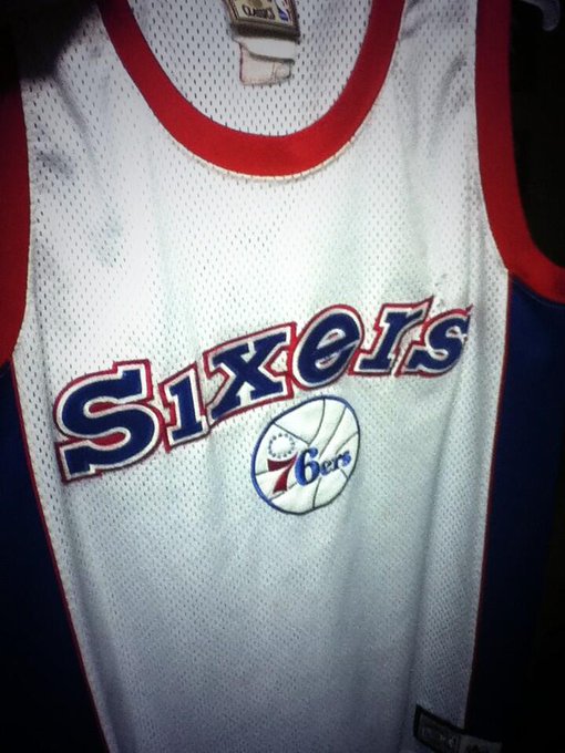 Lmao I just found my old ass throwback 76ers jersey back when AI was the man. Ha http://t.co/lB0LpIo<a href="/tag/wcw"class="tags"><span>#wcw</span></a>