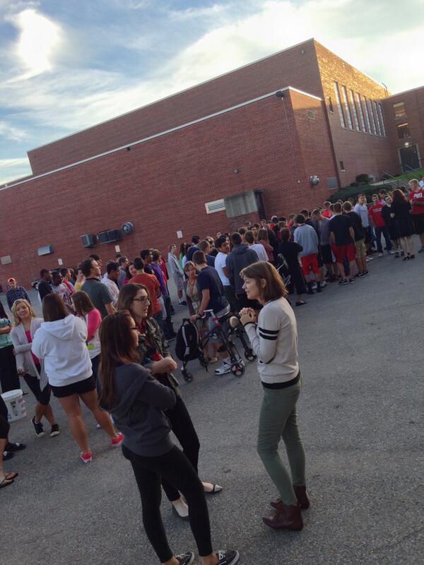 MoistAtmosphere's tweet photo. Our 2nd concert was live! Shoutout to all the fans! #moistnation http://t.co/8dV8QStohc
